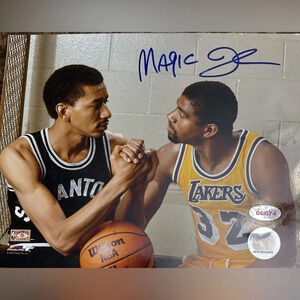 Magic Johnson autograph Los Angeles Lakers photo